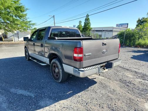 2005 Ford F-150 XLT SuperCrew