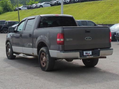 2005 Ford F-150 XLT SuperCrew