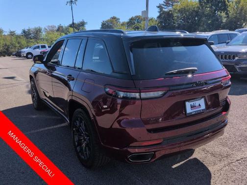 2025 Jeep Grand Cherokee Summit