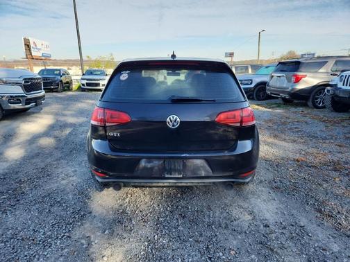 2015 Volkswagen Golf GTI SE