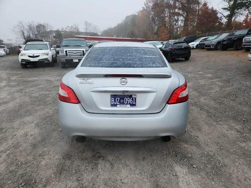 2010 Nissan Maxima SV