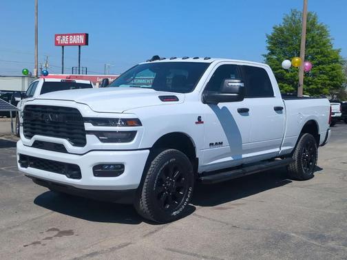 Bright White Clearcoat 2026 RAM 2500 Big Horn