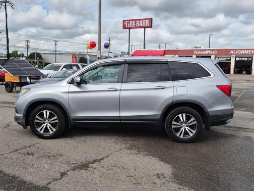 Lunar Silver Metallic 2016 Honda Pilot EX-L