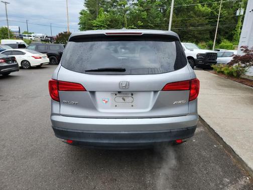 Lunar Silver Metallic 2016 Honda Pilot EX-L