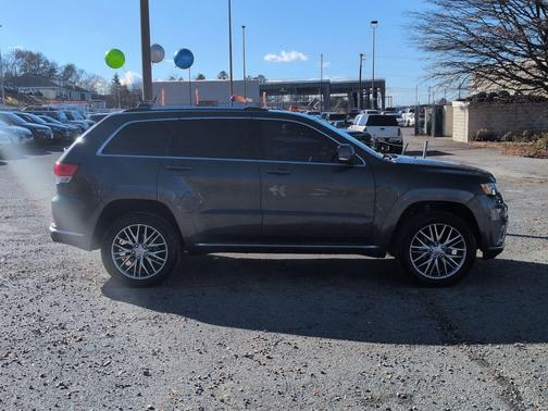 2018 Jeep Grand Cherokee Summit