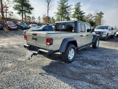 2020 Jeep Gladiator Sport