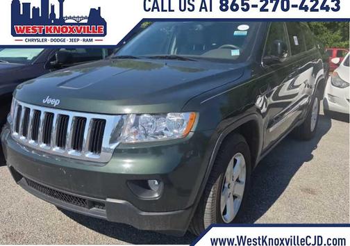 Natural Green Pearl 2011 Jeep Grand Cherokee Laredo
