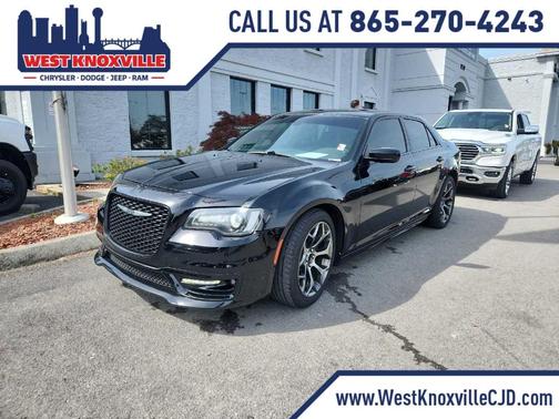 Gloss Black 2017 Chrysler 300 S