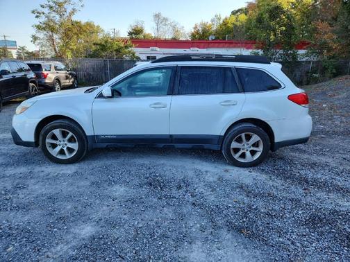 2013 Subaru Outback 2.5i Premium