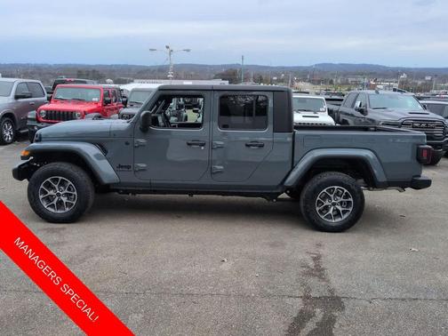 2026 Jeep Gladiator Sport