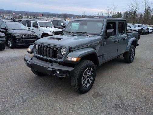 2026 Jeep Gladiator Sport