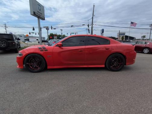 Go Mango! 2018 Dodge Charger R/T 392