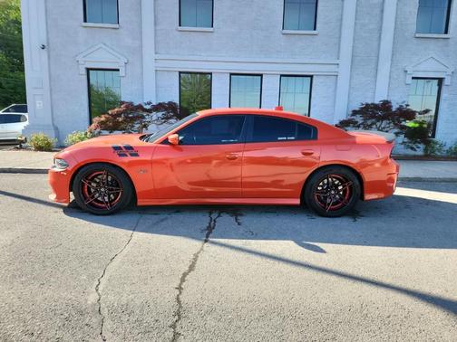 Go Mango! 2018 Dodge Charger R/T 392