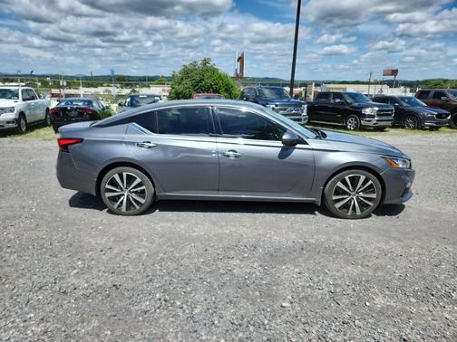 2020 Nissan Altima 2.5 Platinum