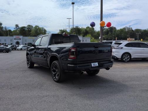 Patriot Blue Pearlcoat 2022 RAM 1500 Limited