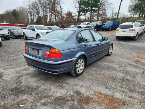 2000 BMW 323 i