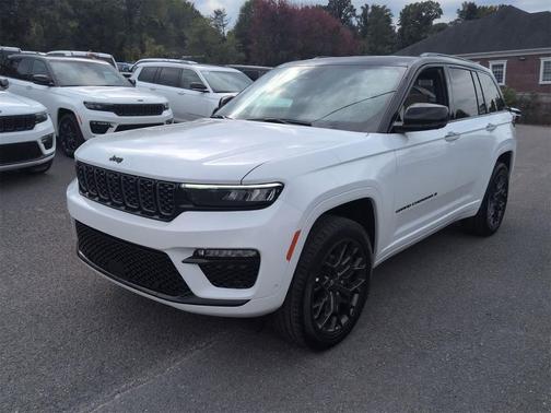 2025 Jeep Grand Cherokee Summit
