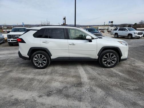 2019 Toyota RAV4 Limited