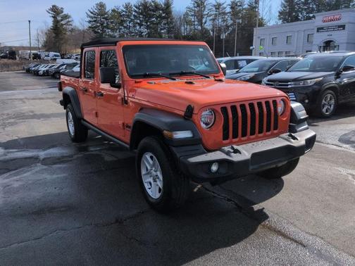 2020 Jeep Gladiator Sport