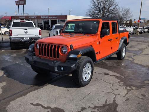 2020 Jeep Gladiator Sport