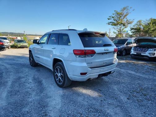 2019 Jeep Grand Cherokee Overland