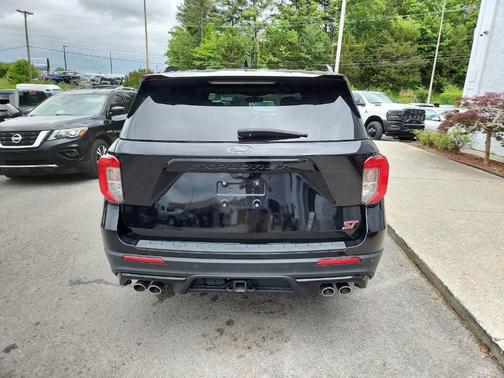 Agate Black Metallic 2020 Ford Explorer ST