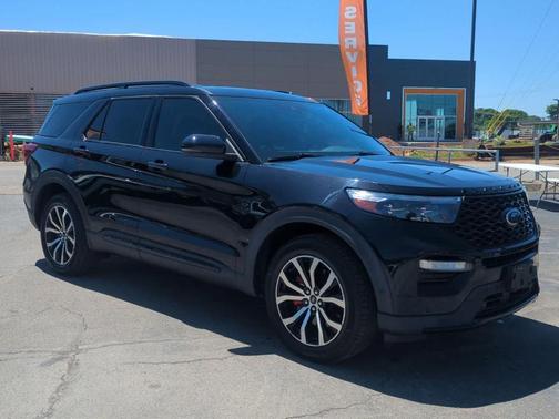 Agate Black Metallic 2020 Ford Explorer ST