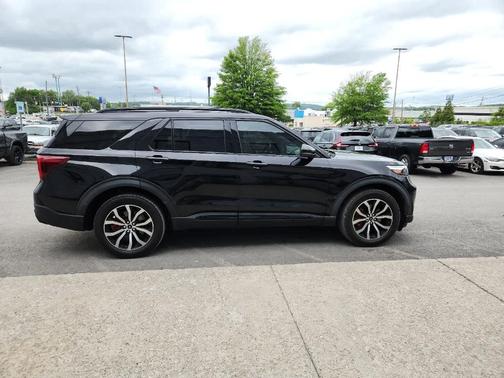 Agate Black Metallic 2020 Ford Explorer ST