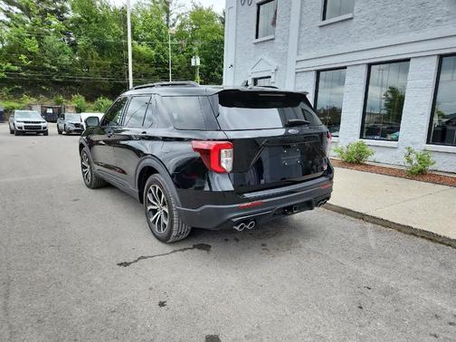 Agate Black Metallic 2020 Ford Explorer ST