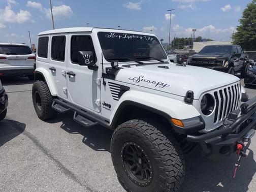2022 Jeep Wrangler Unlimited Sahara Altitude