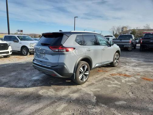 2021 Nissan Rogue SL