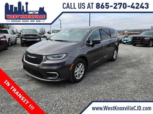 2023 Chrysler Pacifica Touring-L