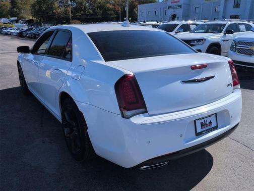 2022 Chrysler 300 S