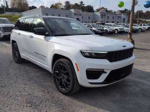 2025 Jeep Grand Cherokee Summit