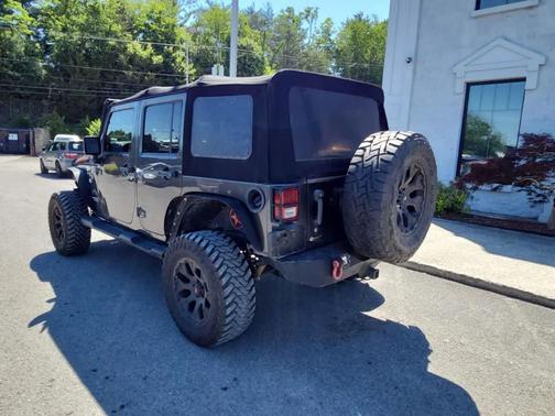 Granite Crystal Clearcoat Metallic 2016 Jeep Wrangler Unlimited Sport