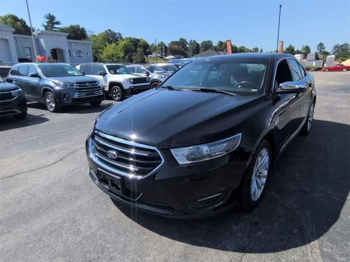 2017 Ford Taurus Limited
