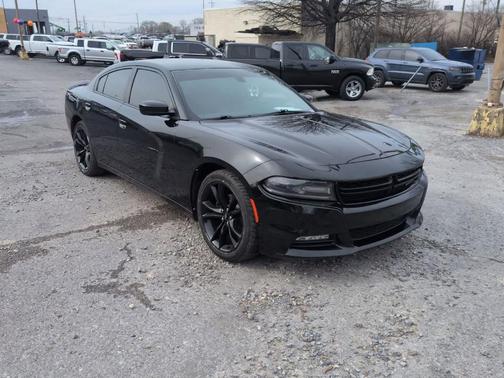 2017 Dodge Charger SXT