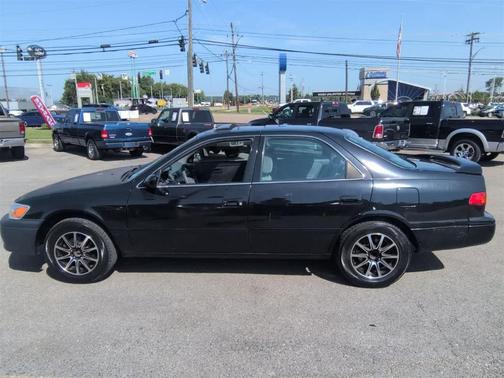 2000 Toyota Camry LE