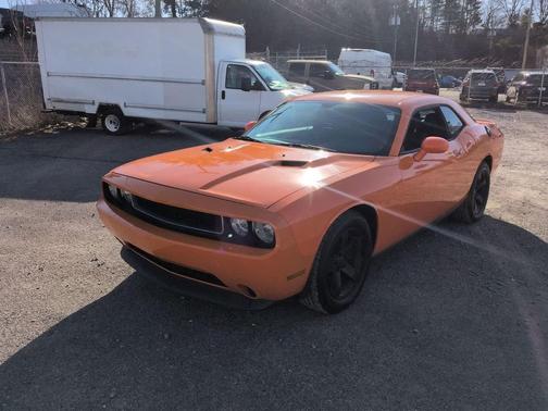 2012 Dodge Challenger SXT