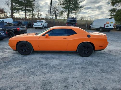 2012 Dodge Challenger SXT