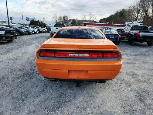 2012 Dodge Challenger SXT