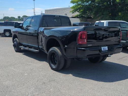 Diamond Black 2026 RAM 3500 Laramie