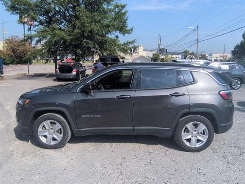 2022 Jeep Compass Latitude