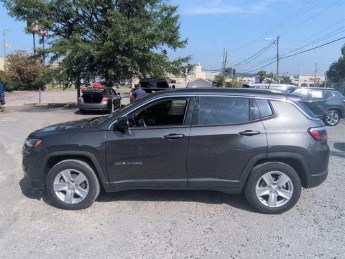 2022 Jeep Compass Latitude