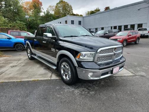 2016 RAM 1500 Laramie