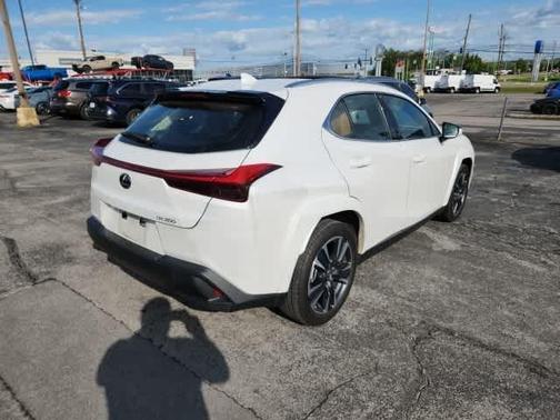 2022 Lexus UX 200