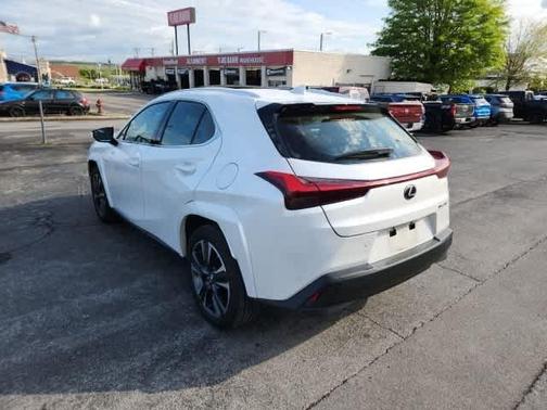 2022 Lexus UX 200