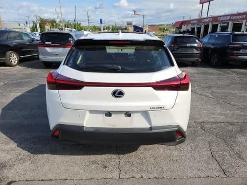 2022 Lexus UX 200