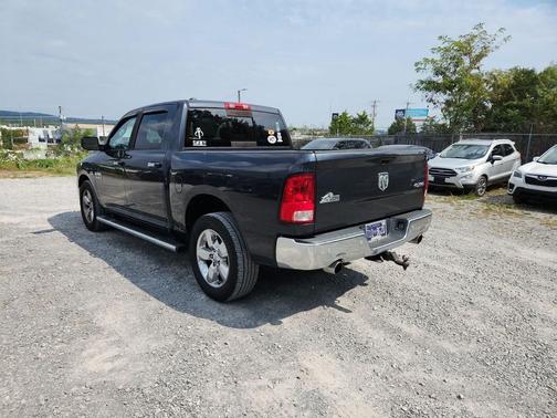 2014 RAM 1500 SLT