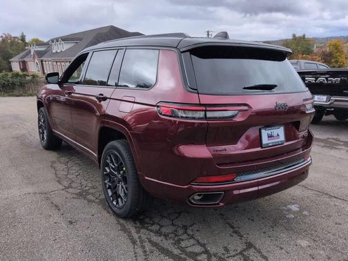 2025 Jeep Grand Cherokee L Summit